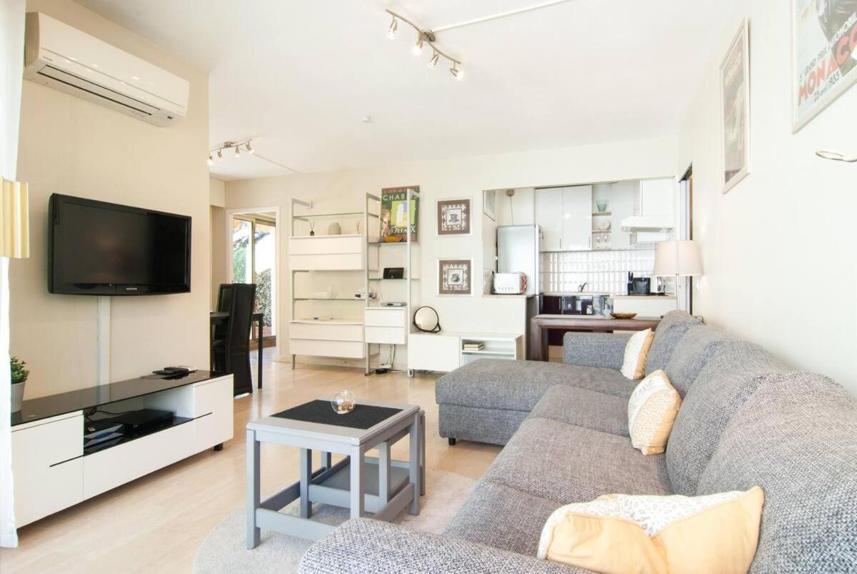 Elegant Apt W/2 Terraces/Mins To Beach & Shops Antibes Buitenkant foto