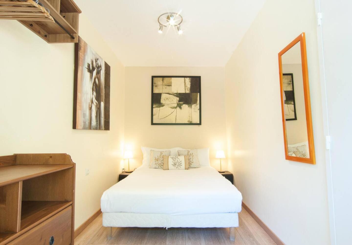 Elegant Apt W/2 Terraces/Mins To Beach & Shops Antibes Buitenkant foto
